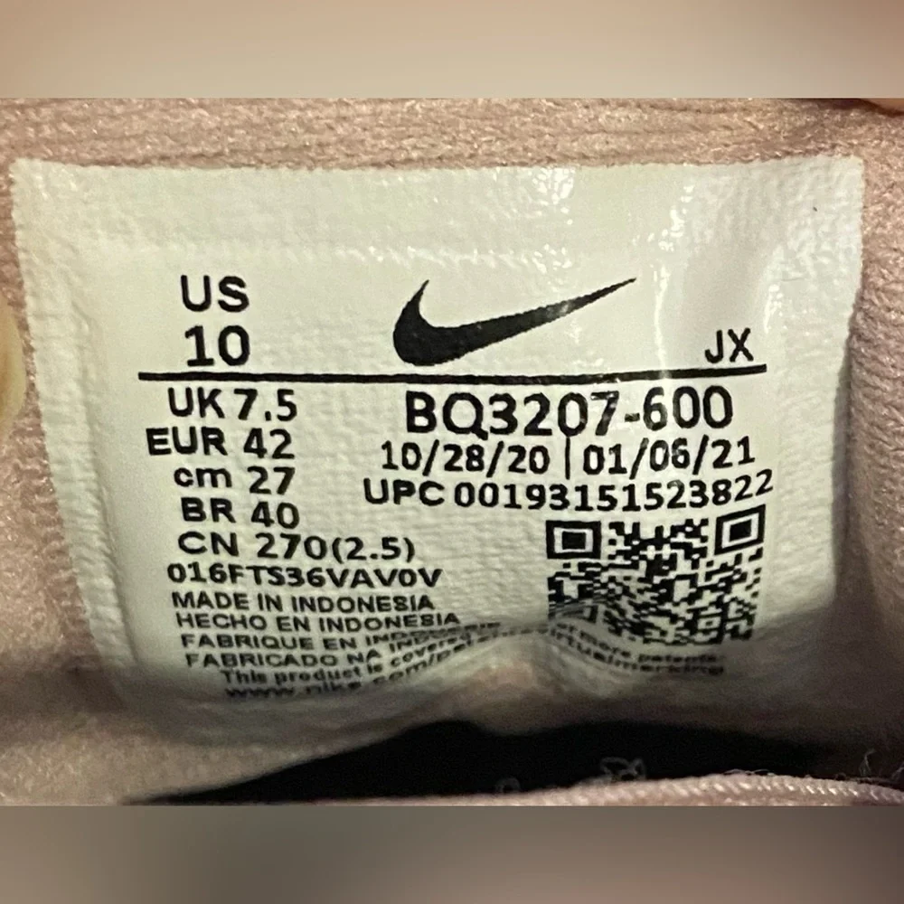 NIKE Revolution Running Sneakers Ladies Sz 10 Pink 2020 Very Good Condition